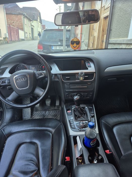 Vând Audi a4 b8 2011