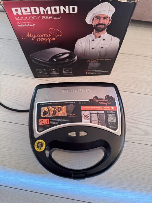 Вафельница редмонд