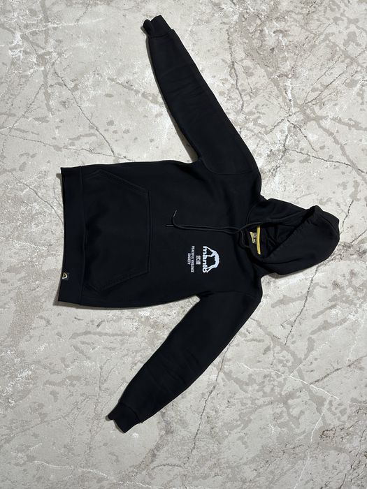 Продам кофту Manto