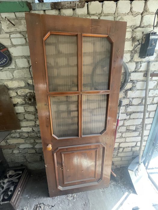Продам двери 4 шт ..