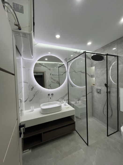 Продава се Тристаен апартамент в Пловдив, Христо Смирненски - 140 кв.м за 2500 €/кв.м - Снимка #2