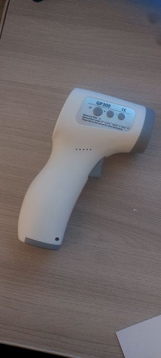 Продам  бесконтактный термометр 3500