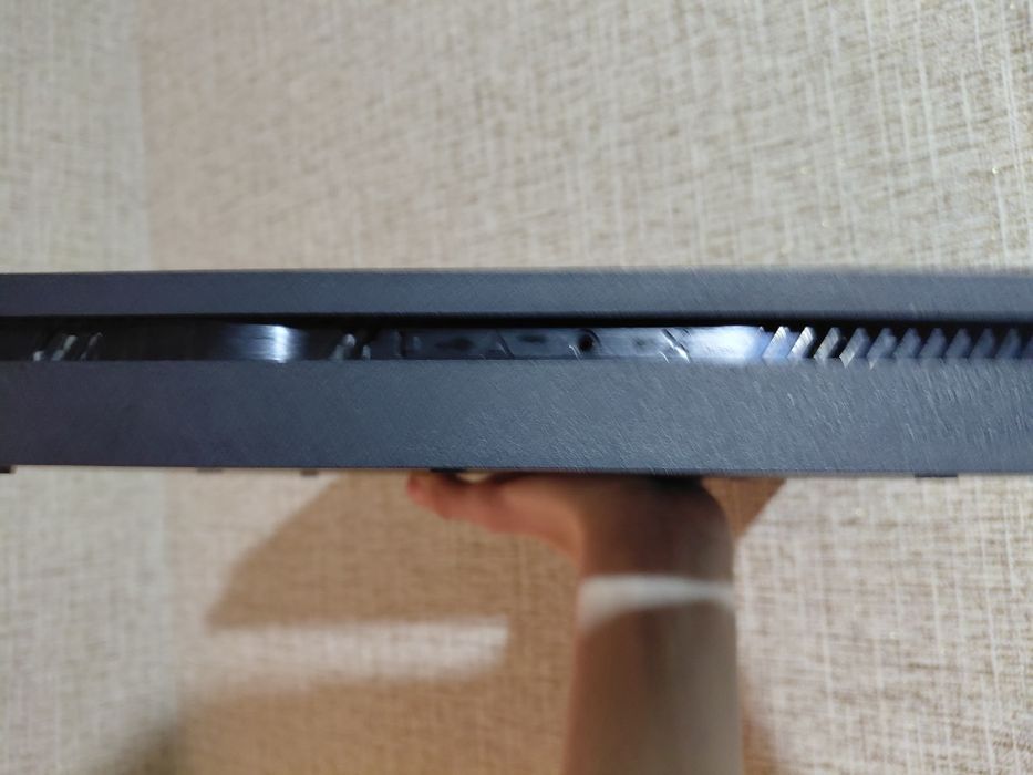 Playstation 4 slim 1tb