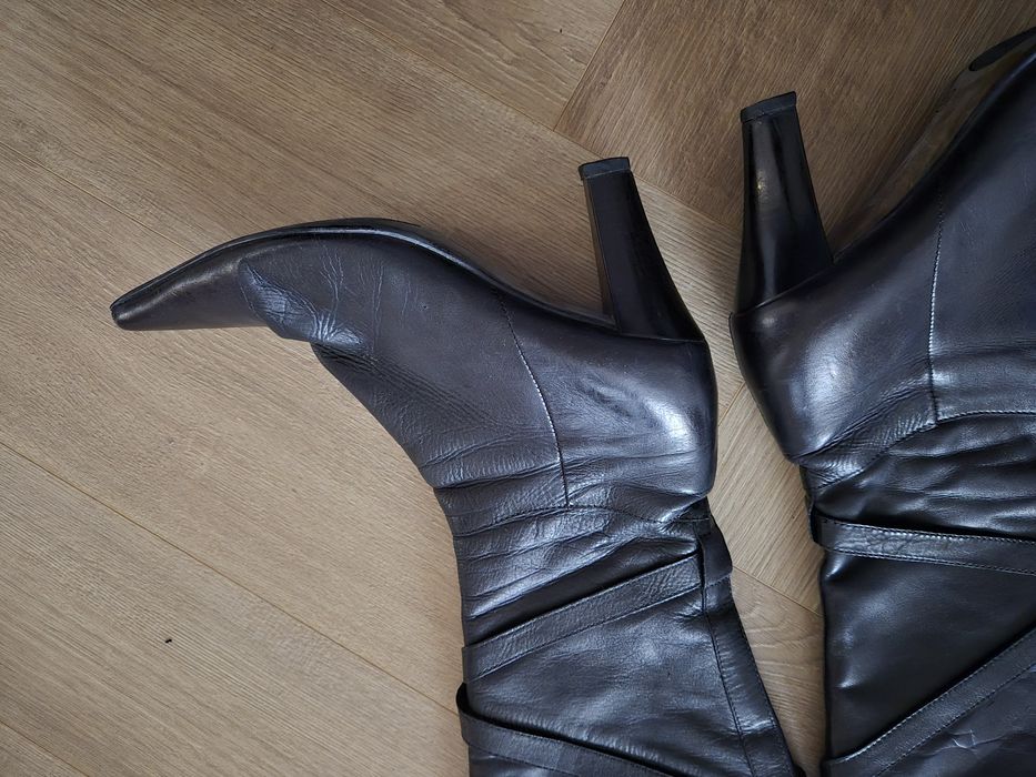 Cizme de piele cu toc