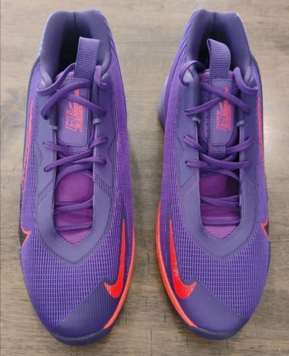 Маратонки Nike GT Jump
