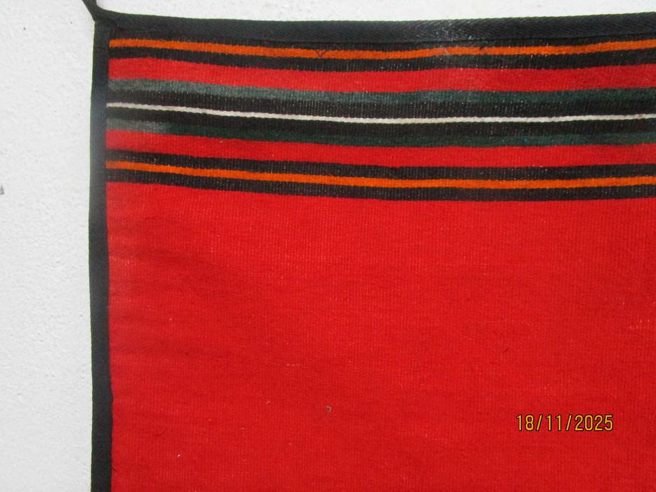 Автентична вълнена червена престилка за кюстендилска празнична носия