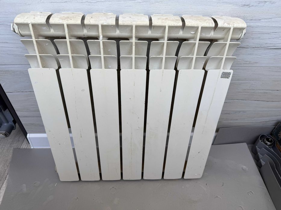 Радиатор отопления (биметалл)