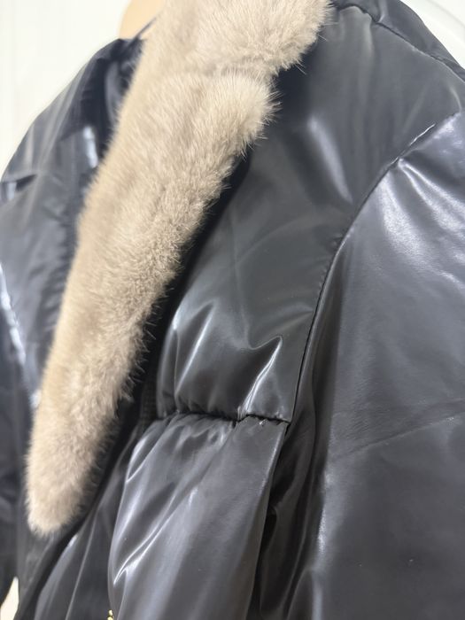 Продаю демесезон.лазерную куртку