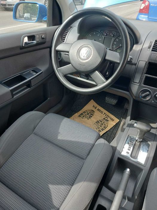 VW Polo 1,4 benzina 2004 automat