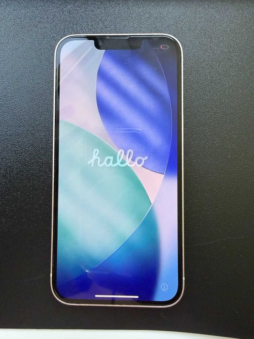 iPhone 13 Pink 128GB – отлично състояние + калъфи