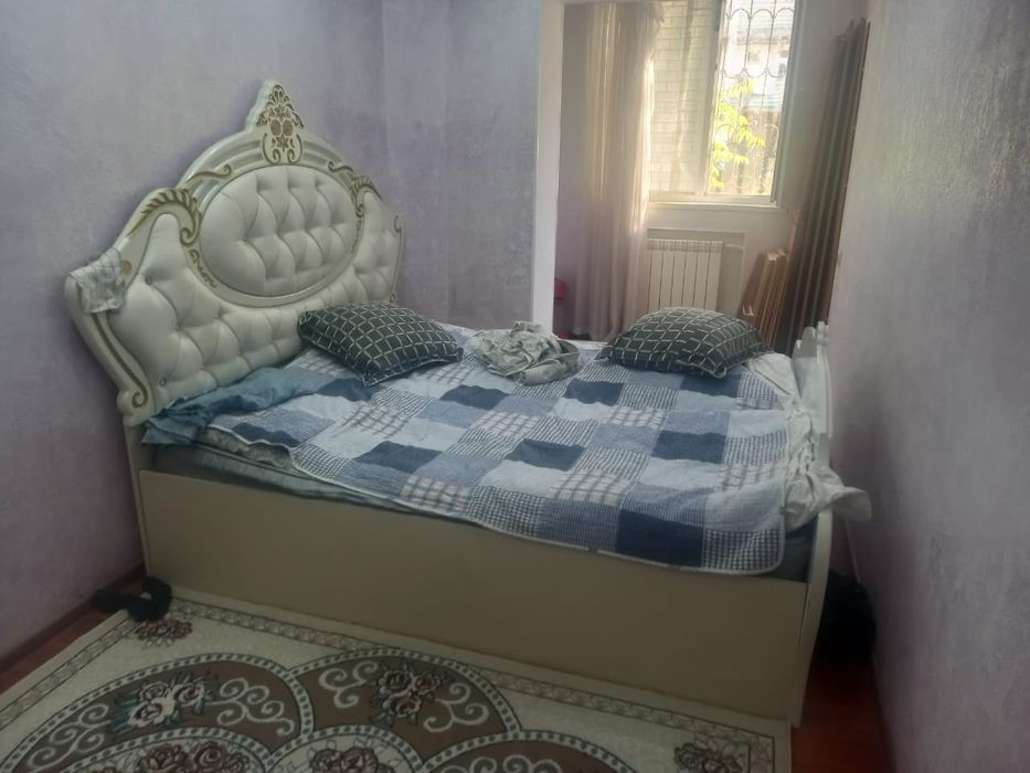 Кровать двуспальная