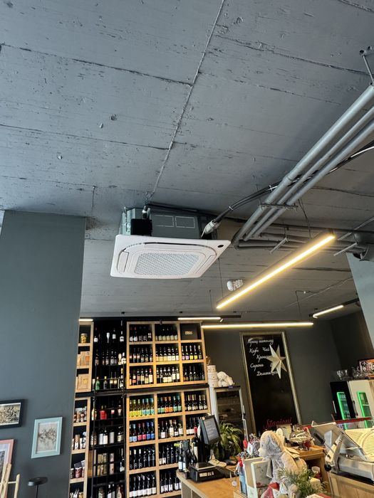 Климатик Midea MCD1-42HRFNX-QRD0W касетъчен