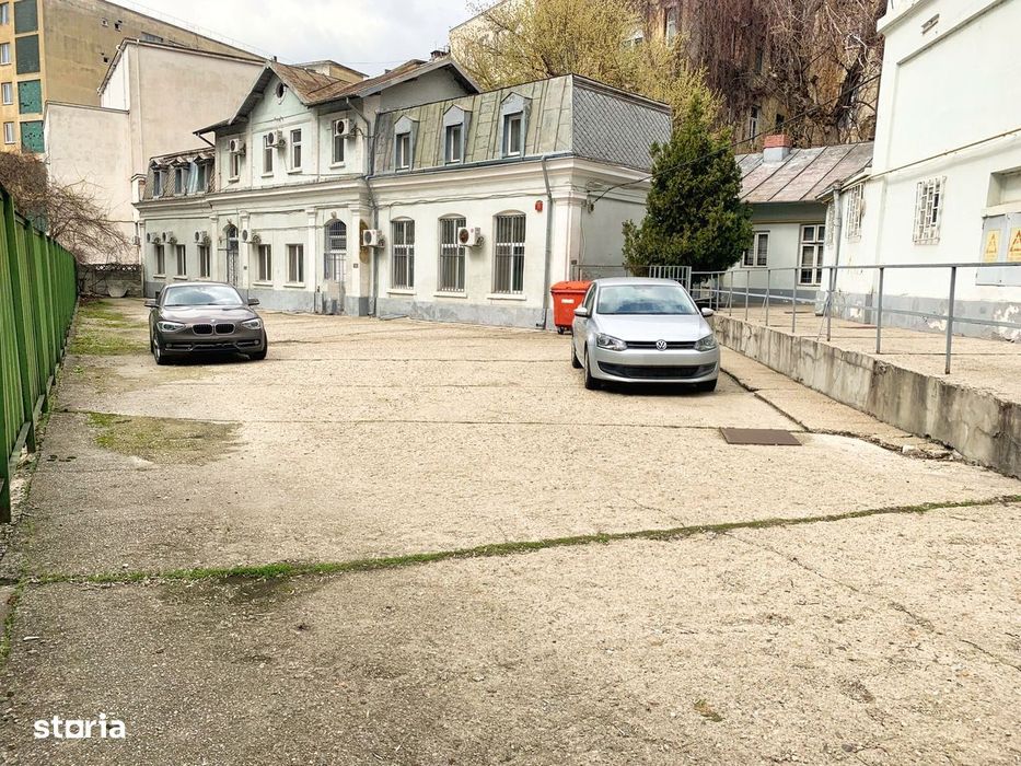 Inchiriere cladire spatii birouri-teren 1000mp Calea Victoriei CEC