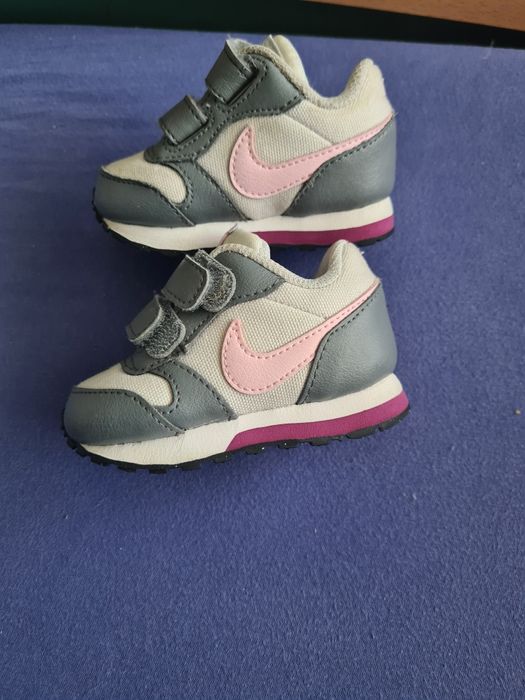 De vânzare Nike nr 18,5
