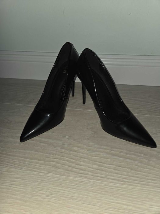 Дамски обувки 37