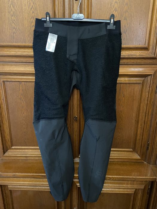 Vând pantalon FOX Flexair 34 Rezervat