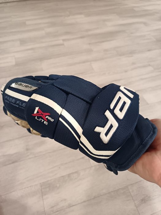 Краги-перчатки хоккейные 1х лайт