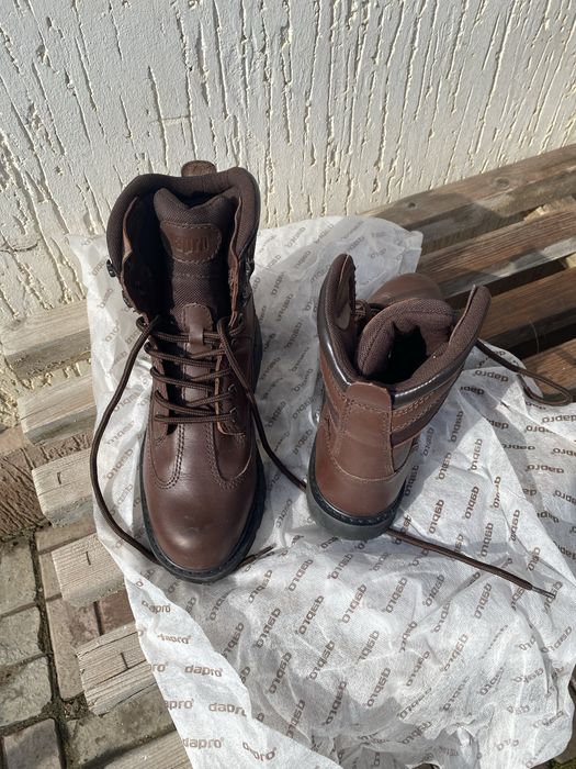 Продам ботинки демисезонные