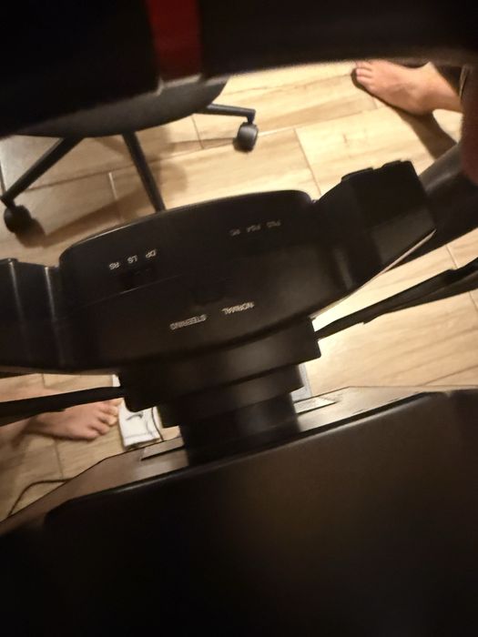 volan de gaming pentru console și PC