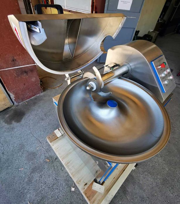 Кутер за месо с вместимост 20 литра, четворен нож, Двускоростен