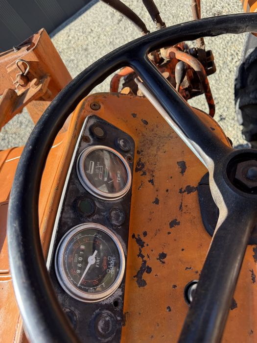 Tractor Fiat 640 in 4 pistone de 64 cp