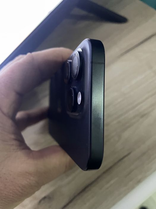 Vand iph 15-PRO Impecabil