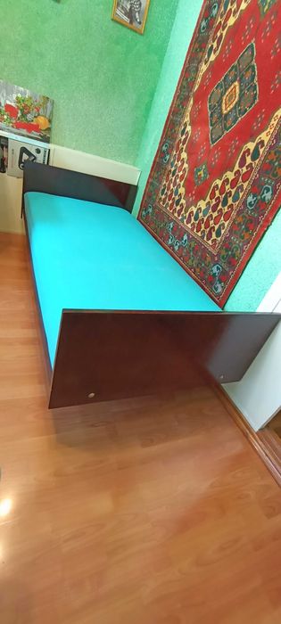 Продаётся кровать.