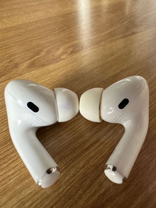 Безжични слушалки Apple AirPods Pro 1, Оригинални, Много запазени
