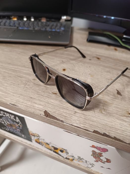 Слънчеви мъжки очила