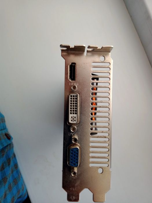 Видеокарта GTX 560 SE 1gb