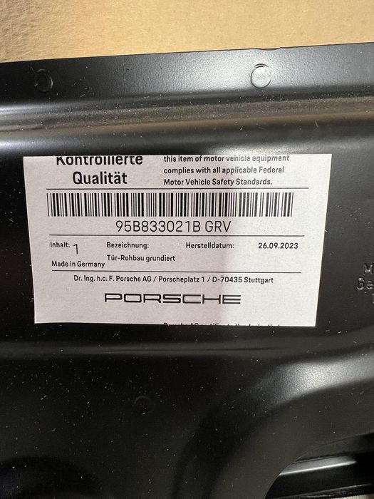 Задна лява врата за porsche macan 95b - 95b833021b