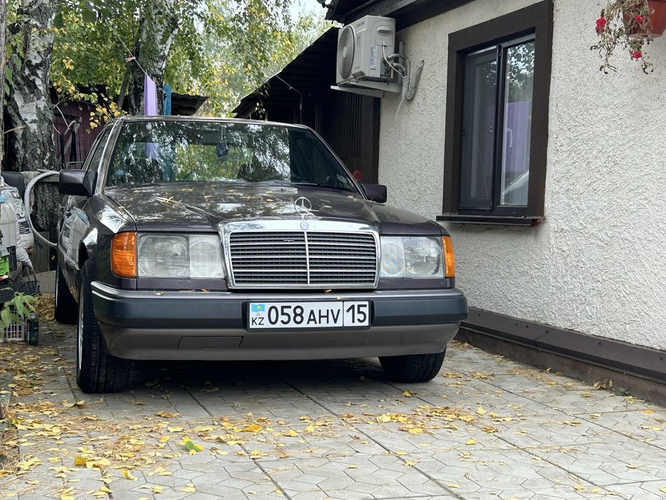 Продам мерседес W124