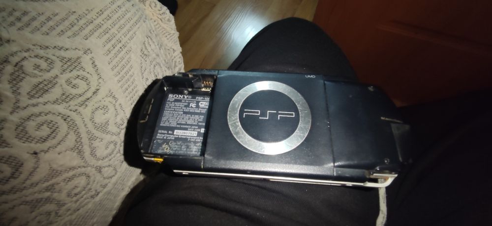 Обмен psp 1000 смотрите в описание