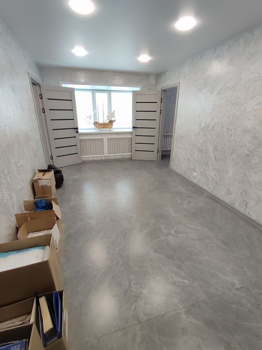 Продается 2-комн (1-52, 1 эт)