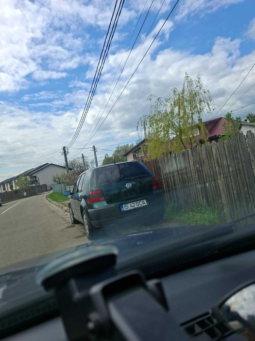 Vand golf 4 in stare buna de funcționare