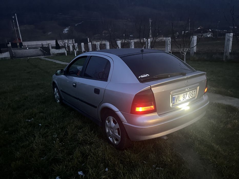 Se vinde Opel Astra G