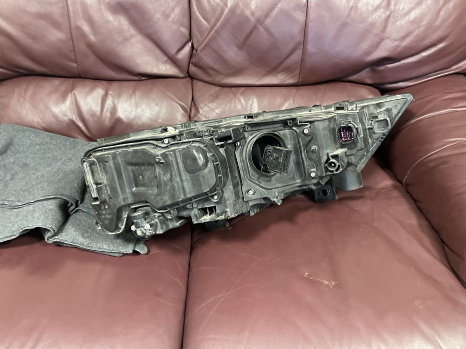 Фар q7/SQ7 ауди 4m