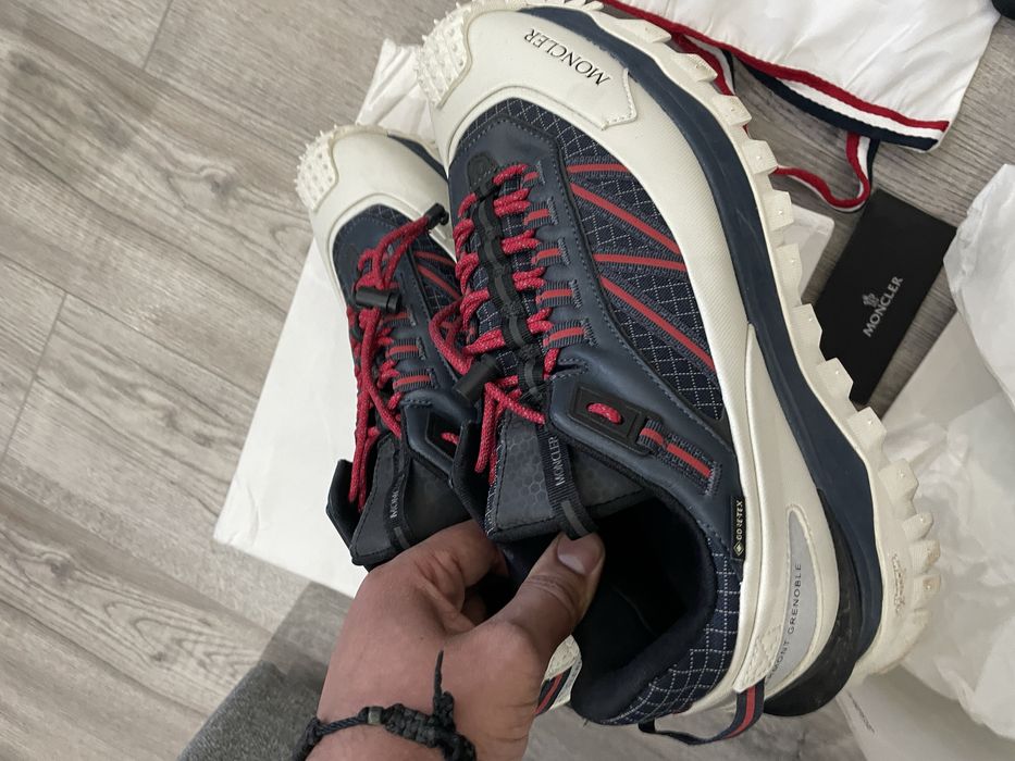 СПЕШНО!! - Moncler 44 нови