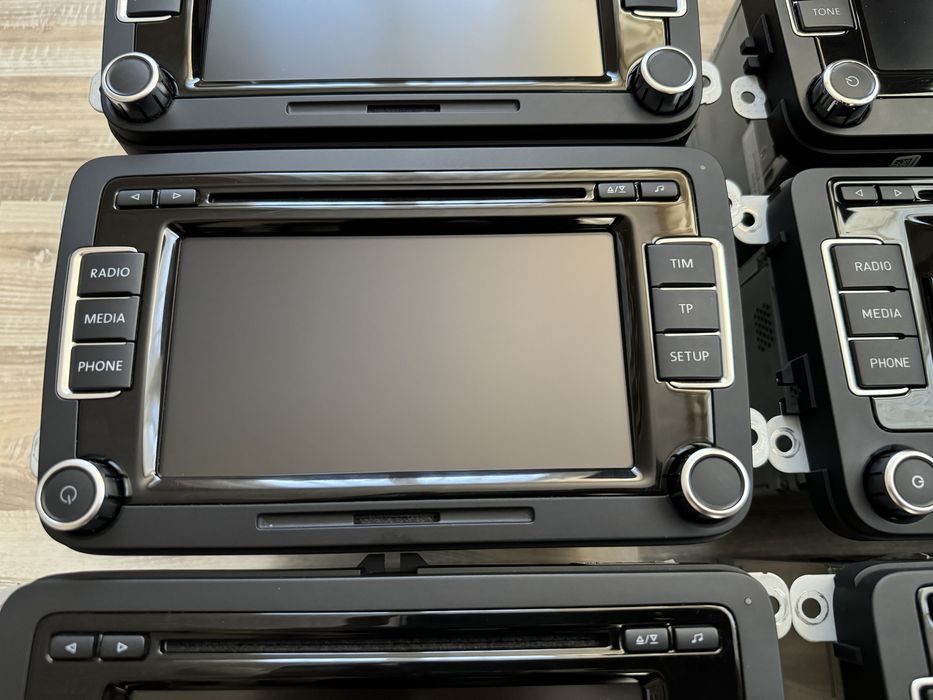 Оригинални медии и навигации за VW/SEAT/SKODA/Фолксваген/Сеат/Шкода