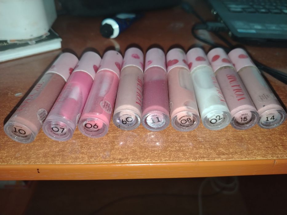 Продам блески для губ вивен сабо оригинал