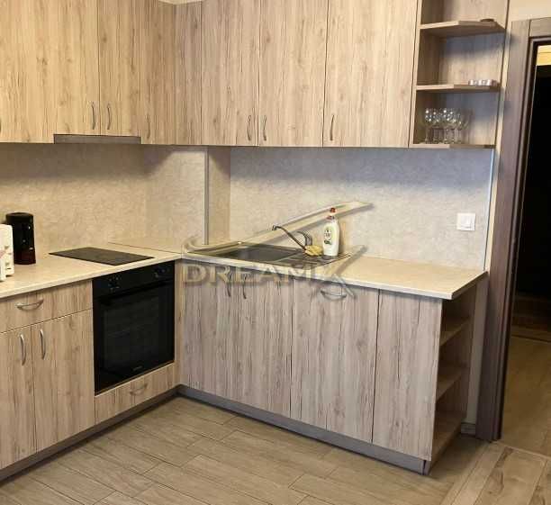 Дава се под наем Двустаен в Центъра! 71874057