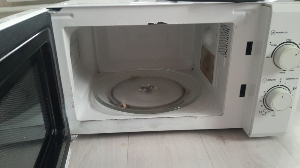 Микроволновая печь Elenberg