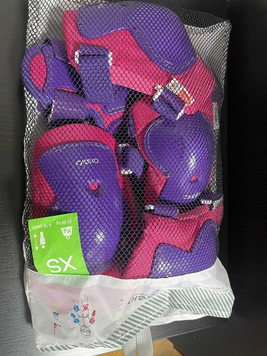 Set echipament role fetițe (Cască Lidl 49-54cm + Protecții Oxelo XS + Role 28-30)