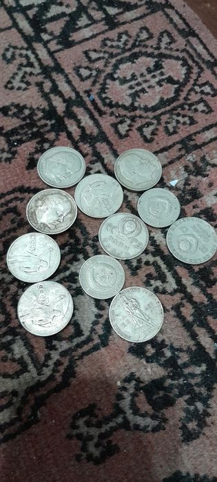Монеты разные общий вес 700грамм
