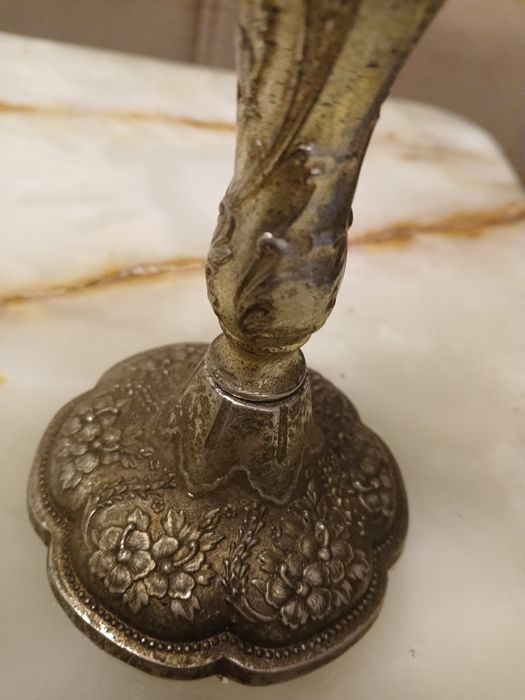 Sfesnic / suport de  lumânare