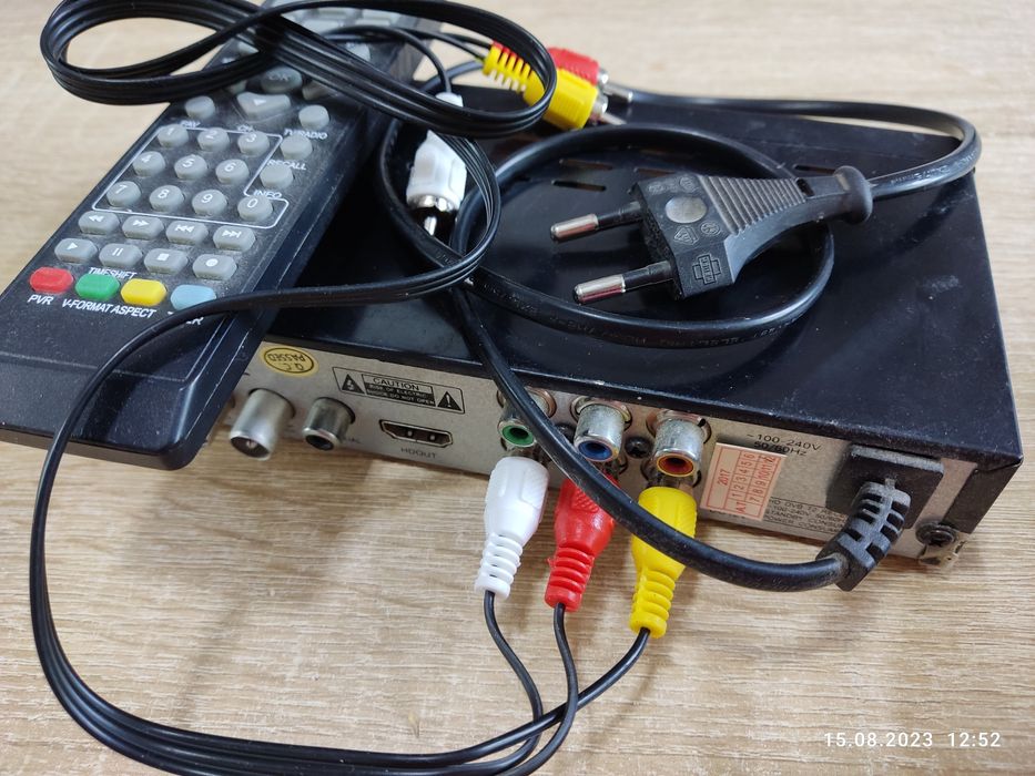 Цифровой ТВ ресивер - приемник для цифр телевидения