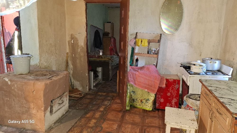 Продаётся  2х комн. дом в михайловке