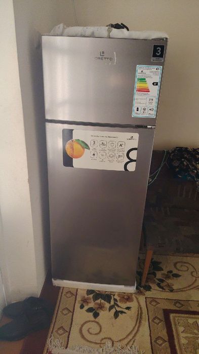 Арзон нархда холодильник сотилади