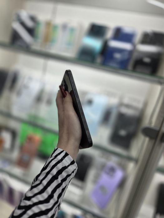 Humor GSM oferă spre vânzare / iPhone 15 Pro Max / 256 GB / Black / Baterie 86% / Garanție 12 luni / Rate