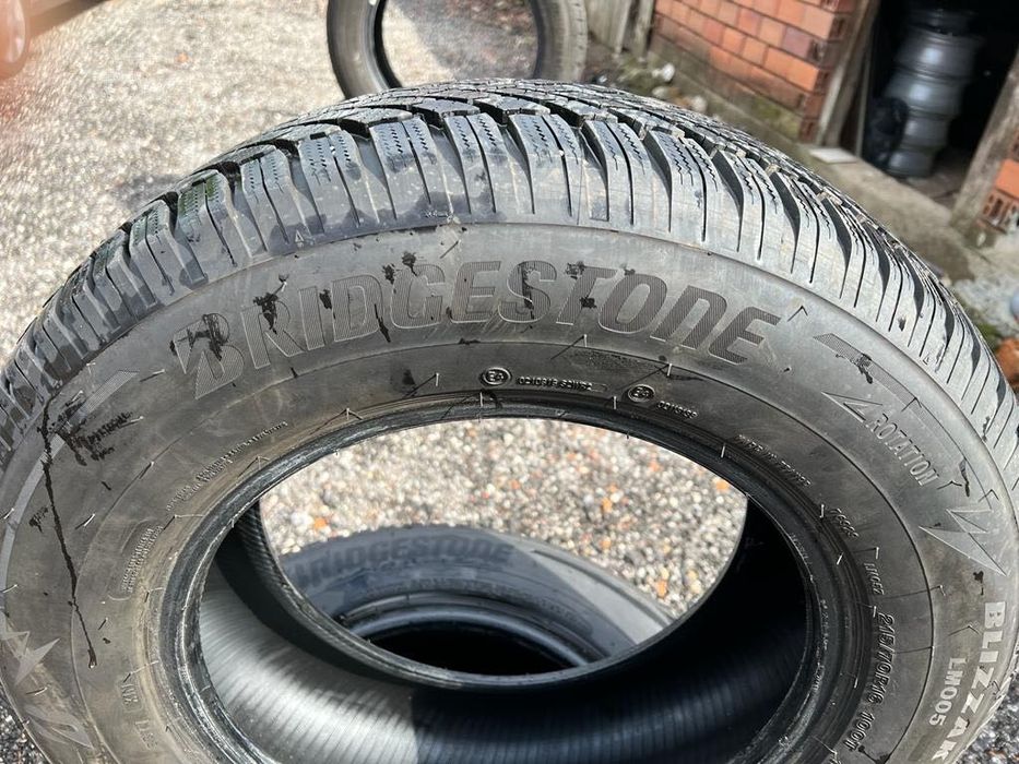 Зимни гуми Bridgestone